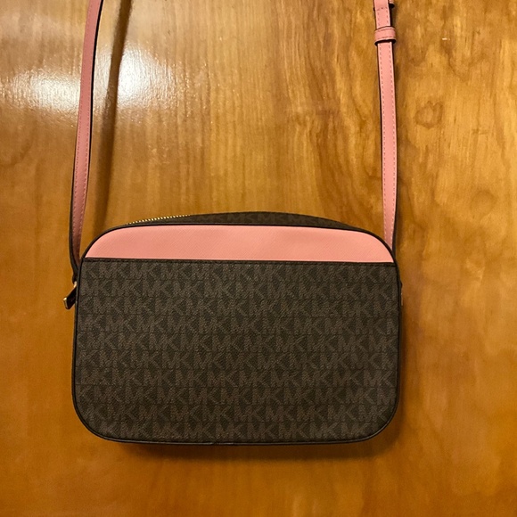 Michael Kors Brown and Pink Crossbody Bag Signature - Picture 3 of 5